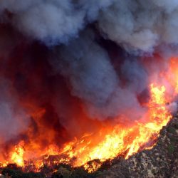 Flames of the Simi Valley fire ravage Southern California.
(U.S. Air Force photo by Senior Master Sgt. Dennis W. Goff)